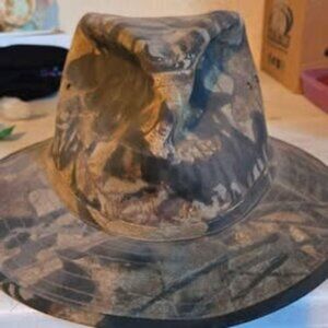 Aussie Camo Hat Size Medium
